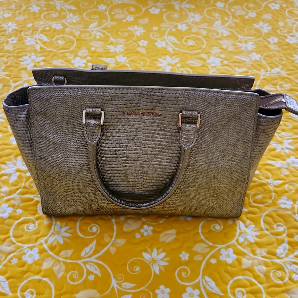 Michael Kors gold handbag